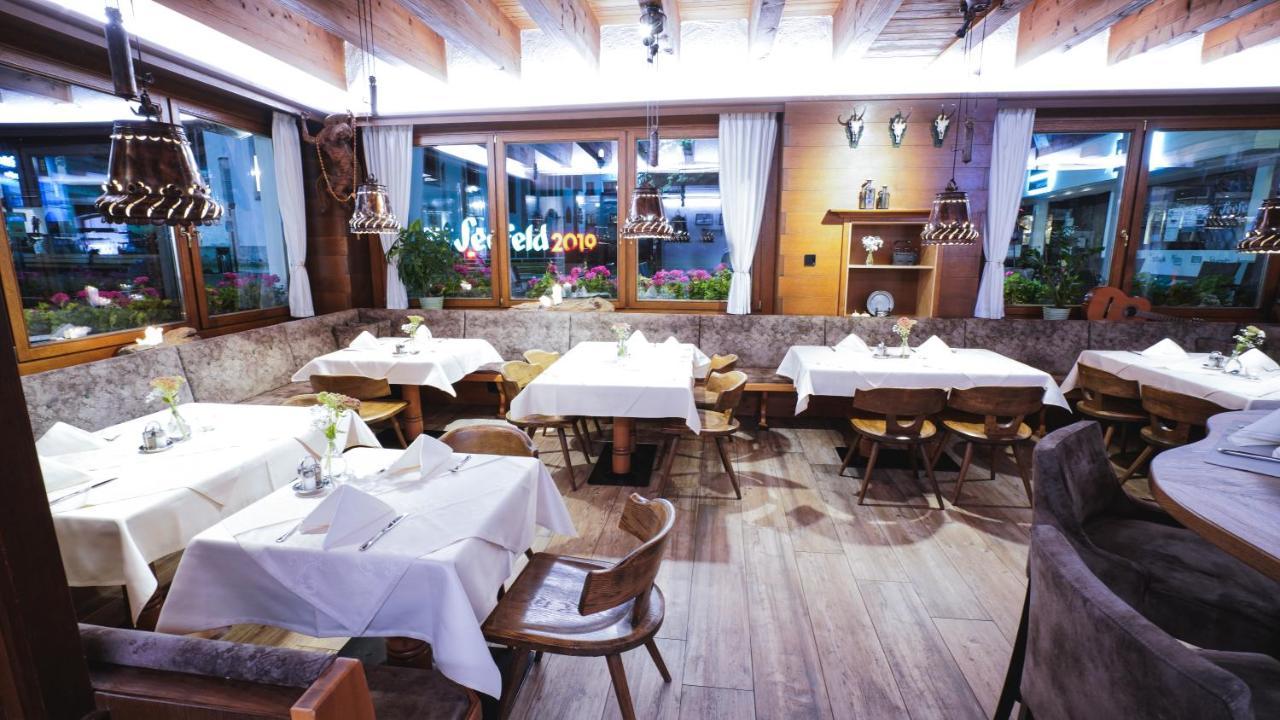 Tiroler Weinstube Aparthotel Seefeld in Tirol Eksteriør bilde